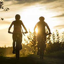 Cyklar i midnatssolen